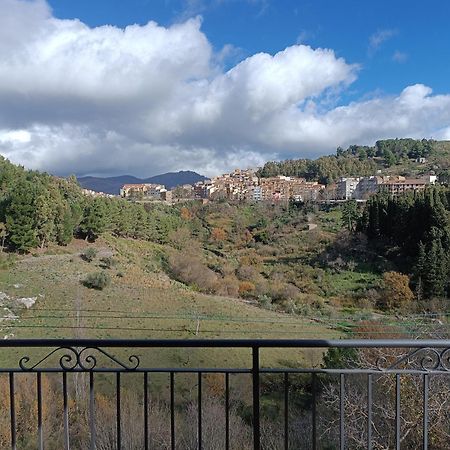 Casa Belvedere Isnello Екстериор снимка